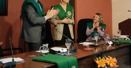 El Rector de la UJA impuso la beca del Colegio Mayor Domingo Savio a la periodista de La Sexta.