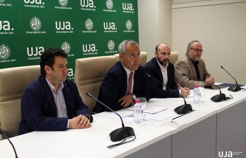 Raúl Mata, Juan Ramón Lanzas, Manuel Hueso y Manuel G. Pérez, en la presentación de las convocatorias. Foto: Álvaro S.