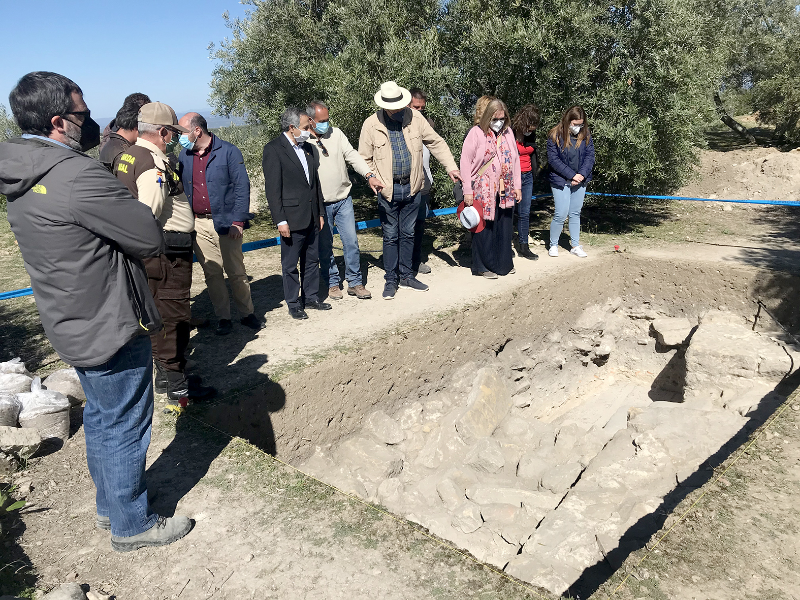Besuch der archäologischen Stätte 'El Altillo', in Rus, wo das Mosaik gefunden wurde.