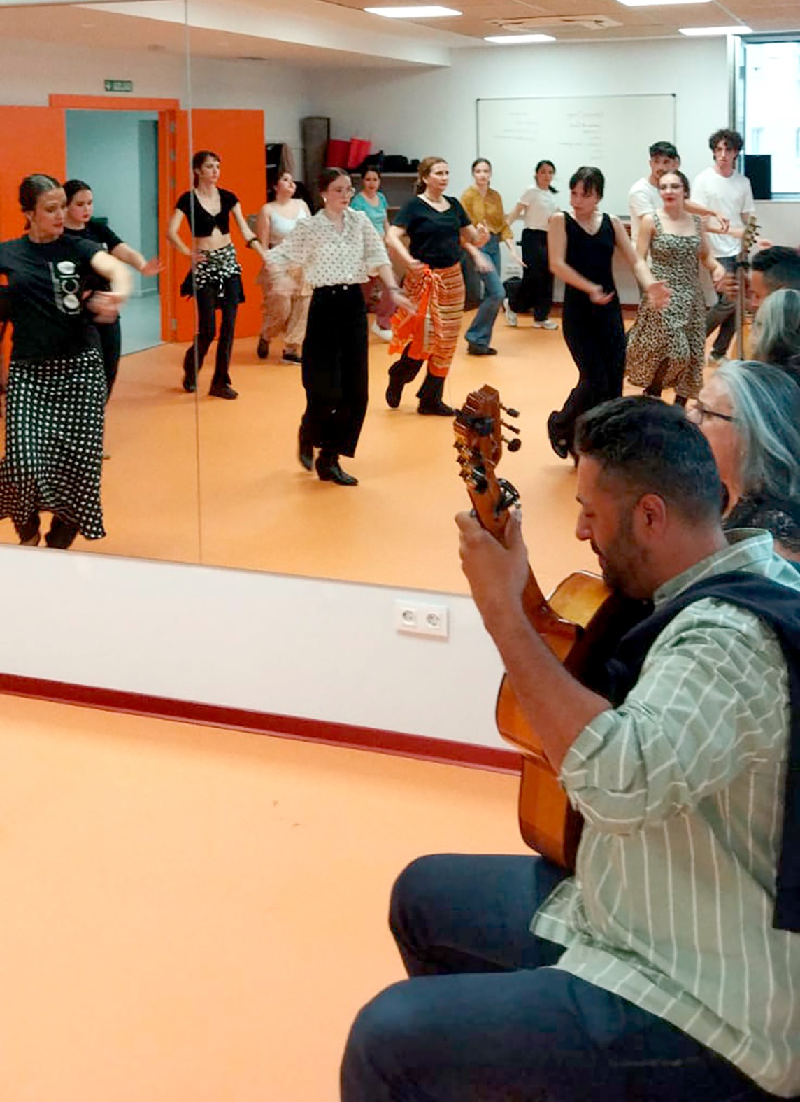 La UJA celebra el Día Internacional de la Danza con un taller de ...