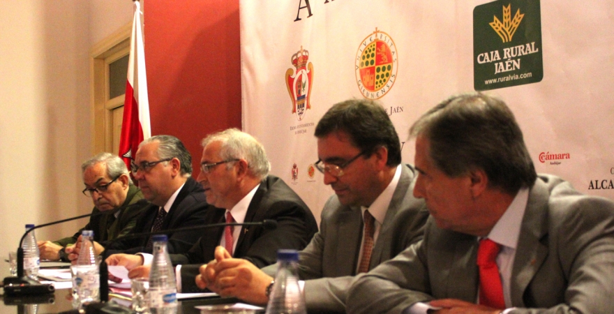 Acto inaugural de los cursos en Andújar.