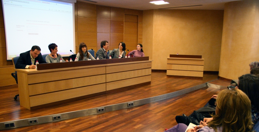 Ponentes participantes en la charla coloquio.