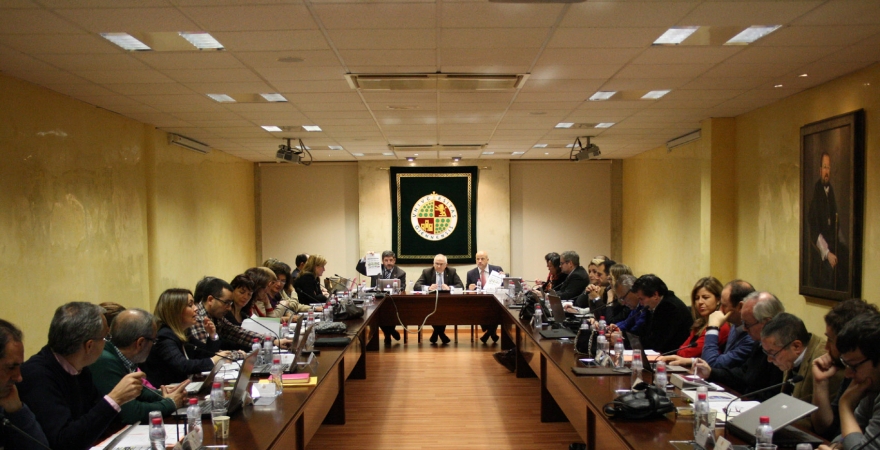 Una anterior reunión del Consejo de Gobierno de la UJA