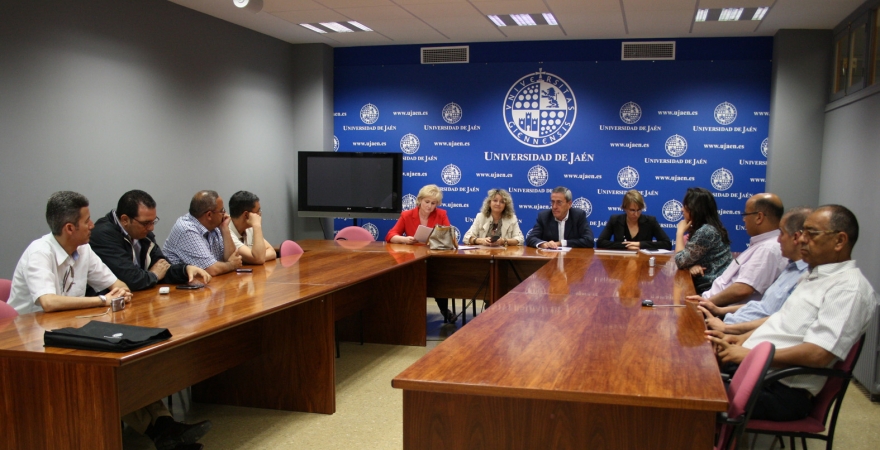Reunión mantenida en la Universidad de Jaén.