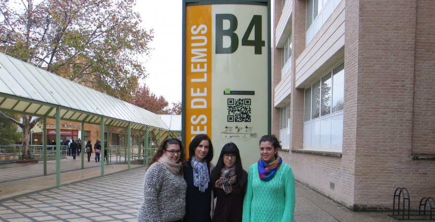 De izquierda a derecha: Rosa María de la Torre Sánchez, Eva María García Santiago, Lorena Chinchilla Sánchez y Cristina Camacho