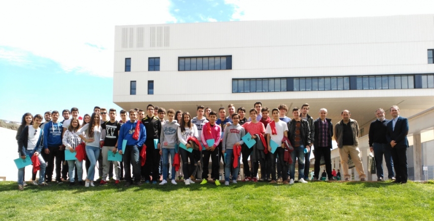 Una visita realizada al campus de Linares.