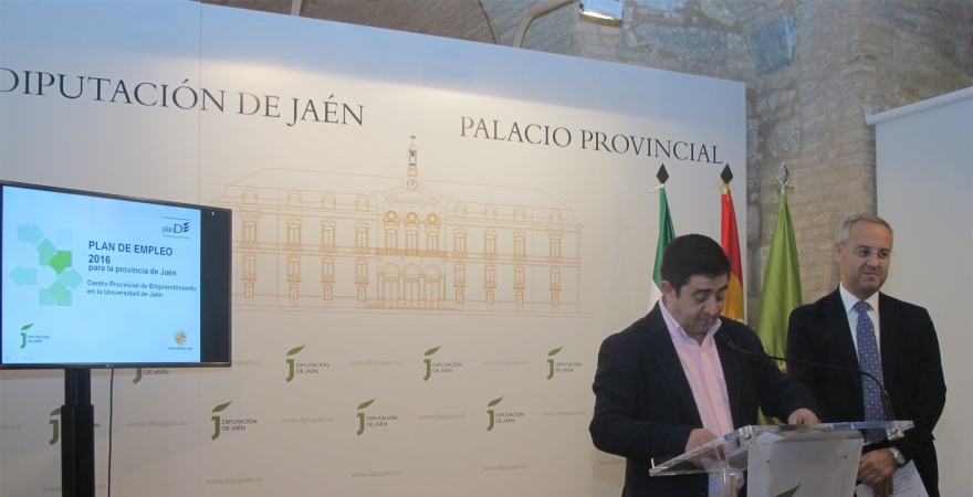 Francisco Reyes y Juan Ramón Lanzas, en la presentación.