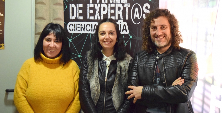 María Águeda Moreno, Marta Torres y Julio A. Olivares.