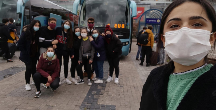 Grupo de estudiantes de la UJA, en su regreso a España.