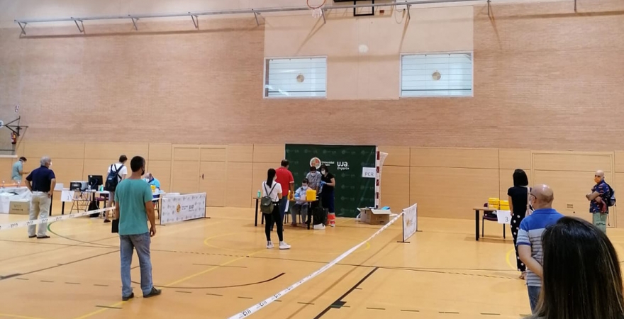 Las pruebas han comenzado este lunes en el Pabellón Deportivo de la UJA en Jaén.