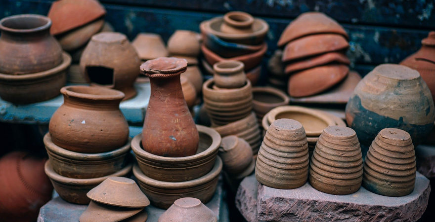 Ejemplos de distintos tipos de cerámicas. Foto: Fundación Descubre.