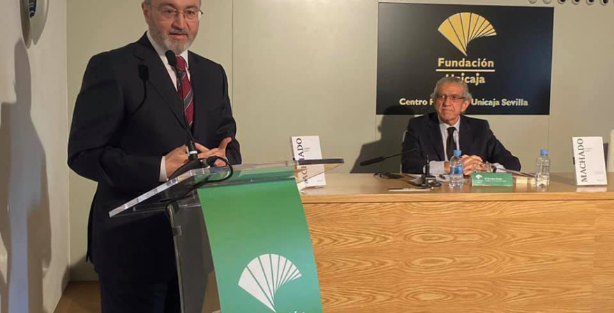 Intervención de Rafael Alarcón, en la presentación de la obra.