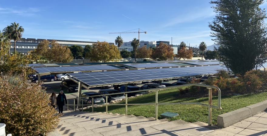 El 20 por ciento de la energía que consumen los campus de la UJA proceden de fuentes renovables