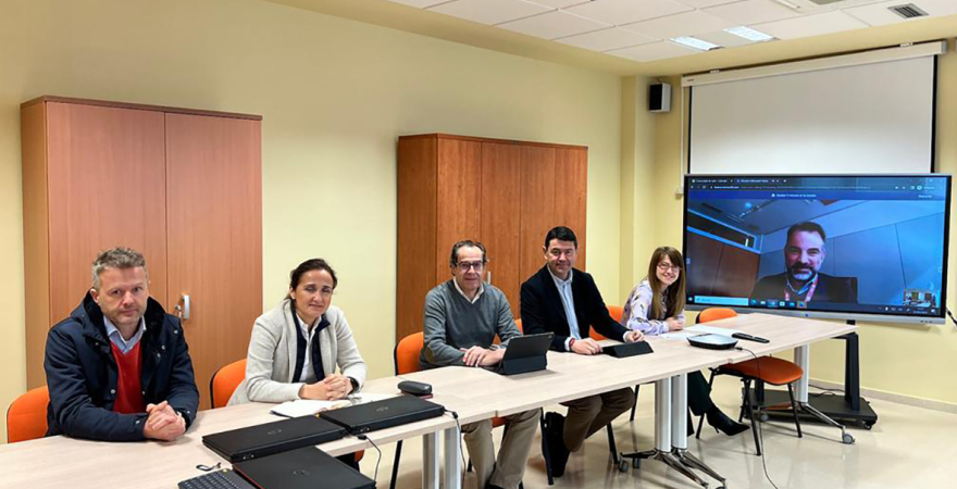 Primera reunión de la comisión de seguimiento de la Cátedra Isdefe/CETEDEX-Universidad de Jaén.