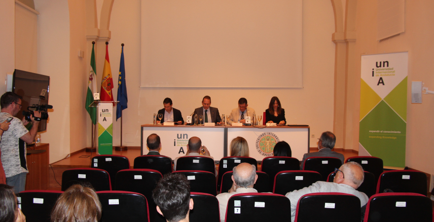 Presentación de los cursos de verano de la UNIA en Baeza. Foto: UNIA.