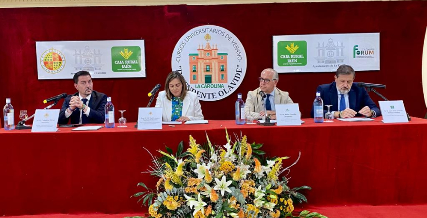 De izquierda a derecha, Cristóbal Pérez, Mª del Carmen Pegalajar, Jesús Estrella y Luis Jesús García-Lomas Pusibet.