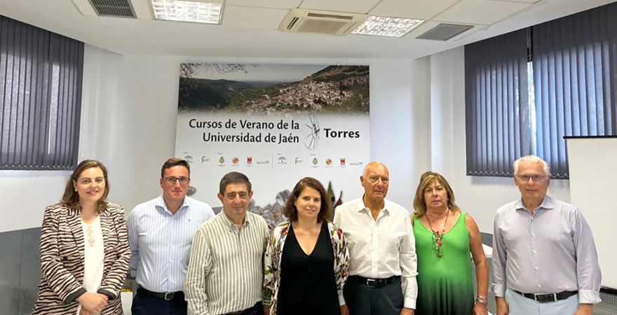 Mª del Carmen Pegalajar, Roberto Moreno, Francisco Reyes, María Garzón, Juan M. de Faramiñán, Pilar Fernández y Baltasar Garzón.