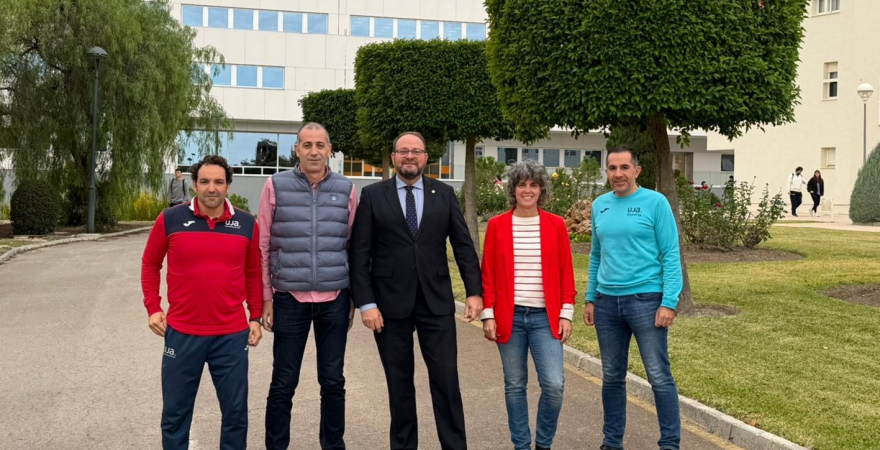 Equipo del Vicerrectorado de Universidad Sostenible y Saludable y del Servicio de Deportes de la UJA
