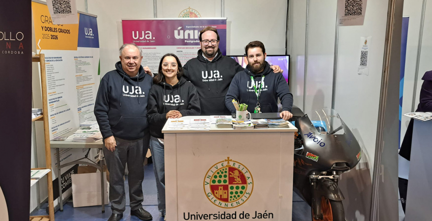 Stand de la Universidad de Jaén, en el XXII Salón del Estudiante de Lucena.