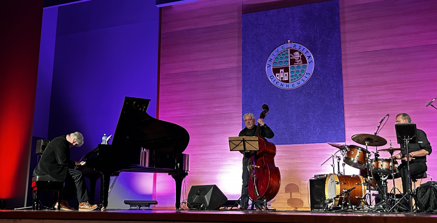 José Luis Lopretti Trío, en el Aula Magna de la Universidad de Jaén