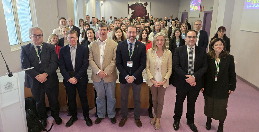 Representantes institucionales y participantes en la Staff Week de la UJA 2026.