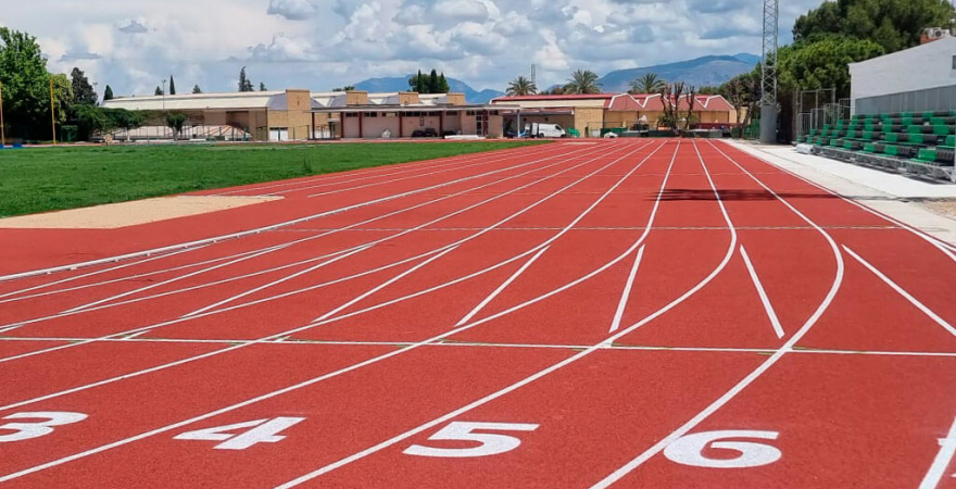 Pista de Atletismo 'Ángel Cortés' de La Salobreja.