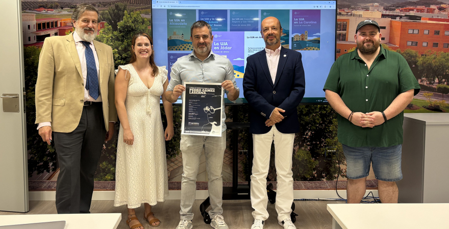 De izquierda a derecha, Luis Jesús García-Lomas, Natalia Barranco, Pablo Morales, Francisco Roca y Manuel Ruiz.