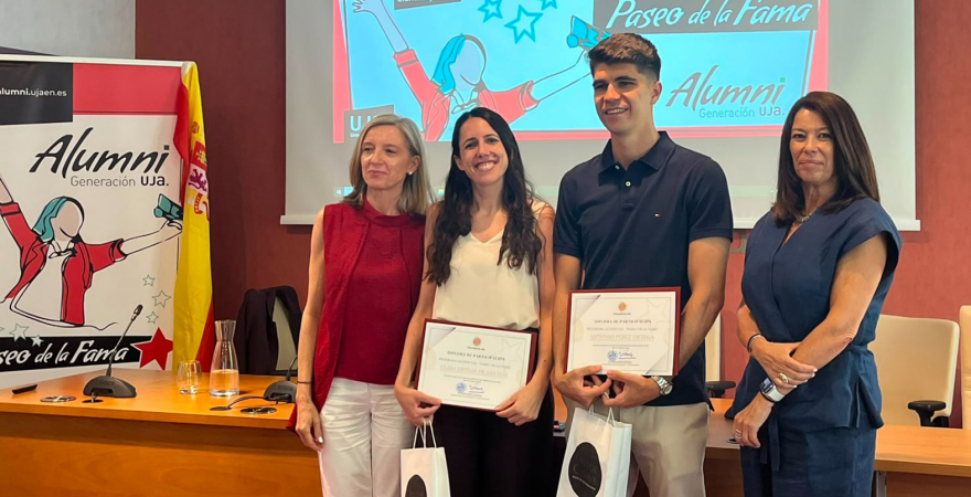 De izquierda a derecha, Mª Teresa Pérez Giménez, Clara Ortega, Antonio Pérez y Rosa Vallecillo.