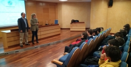 Momento de la recepción de estudiantes de Maristas.