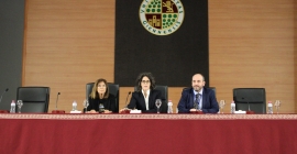 De izquierda a derecha: María Luisa Zagalaz, Marta Torres y Amador Lara