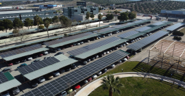 Placas solares en los aparcamientos