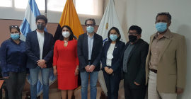Profesores de la Universidad de Jaén con la Vicerrectora y decanos de la Universidad de Guayaquil (Ecuador)