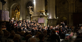 La Catedral de Jaén acogió el Concierto de Semana Santa de la Orquesta y Coro de la UJA.