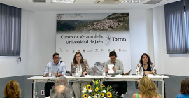 Acto inaugural de los XVII Cursos de Verano de la Universidad de Jaén en Torres.