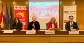 Mª Rosa Vallecillo, Cristóbal Molina, Mª Teresa Pérez y Emilio Corchado.