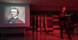 Julio Ángel Olivares Merino, durante la representación, en la Universidad Autónoma de Madrid