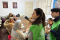 Mª Teresa Rodríguez y Pablo Cantero, en una de las acciones de voluntariado.