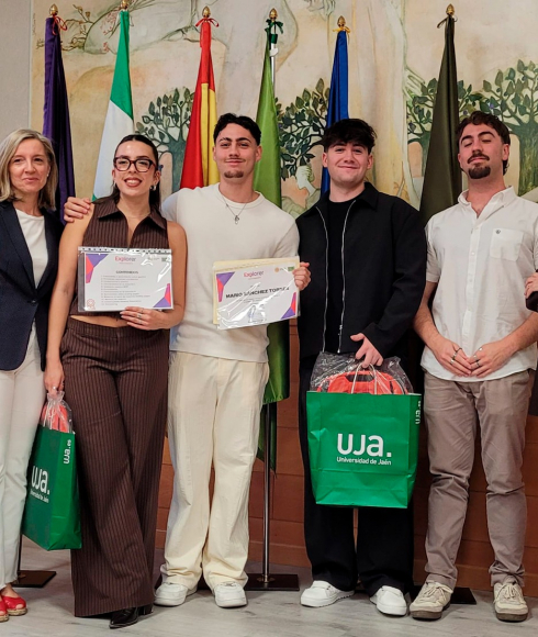 Entrega de premios a los proyectos ganadores.