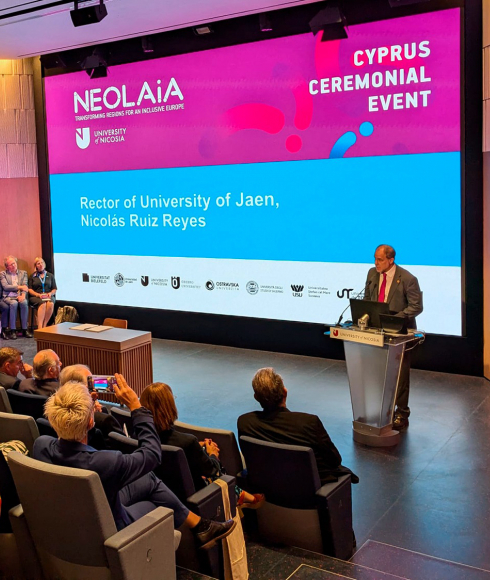 Intervención del Rector en la reunión anual celebrada por NEOLAiA en la Universidad de Nicosia (Chipre).