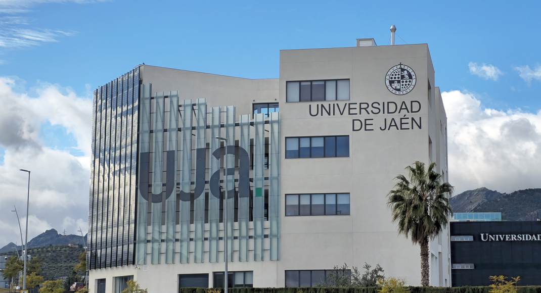 Exterior del Edificio D4, en el Campus Las Lagunillas.