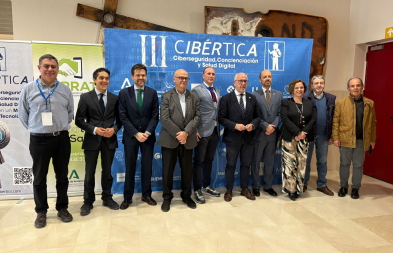 Acto inaugural del Congreso Divulgativo sobre Seguridad en el Uso de las TIC y Tecnoadicciones, en el Aula Magna del Campus Las Lagunillas
