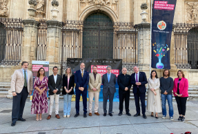Presentación de La Noche Europea de los Investigadores en la Plaza de Santa María de Jaén.