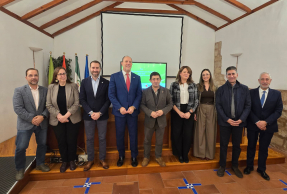Representantes institucionales de la UJA, la Diputación Provincial y Fundación Estrategias.