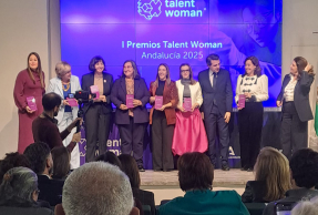 Personas galardonadas en la primera edición de los Premios Talent Woman Andalucía.