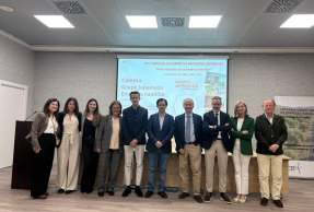 Organizadores y representantes de las empresas que participaron.