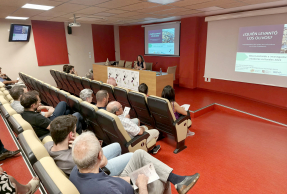 Intervención de la investigadora Eva María Montes, durante las jornadas.