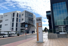Edificio C6 de Centros de Institutos de Investigación del Campus Las Lagunillas.