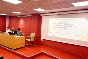 Inauguración de la actividad formativa, con Emilio Muñoz, Sebastián García Galán y Jorge Contreras.