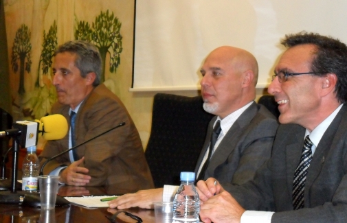 Conferencia de Miguel Lucena