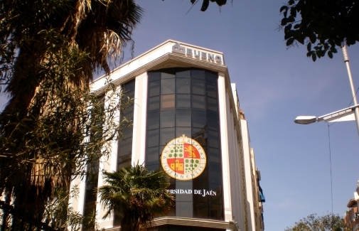Edificio Centro de la UJA en Jaén.